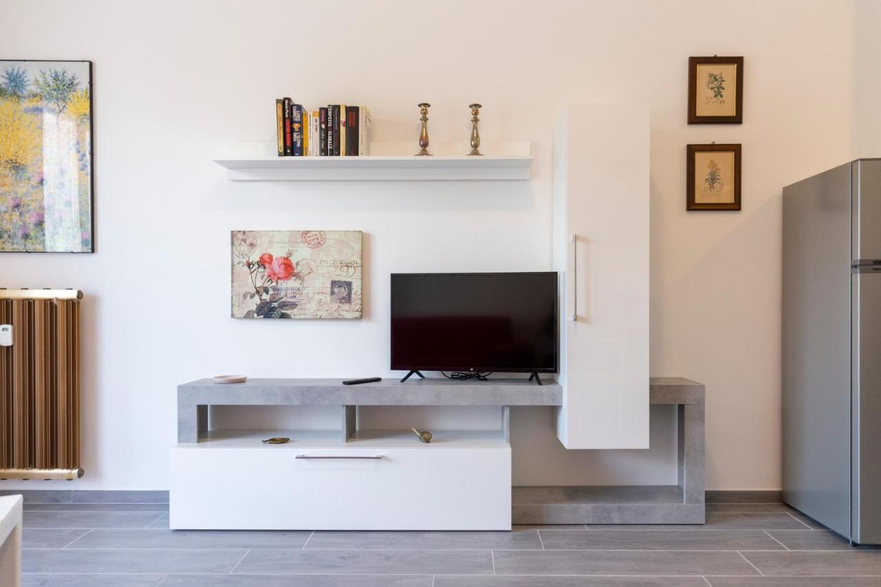 Gray Pearl - Modern Apartment In City Center Arona Luaran gambar