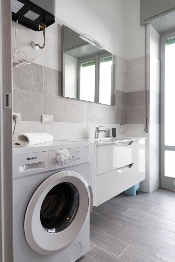 Gray Pearl - Modern Apartment In City Center Arona Luaran gambar
